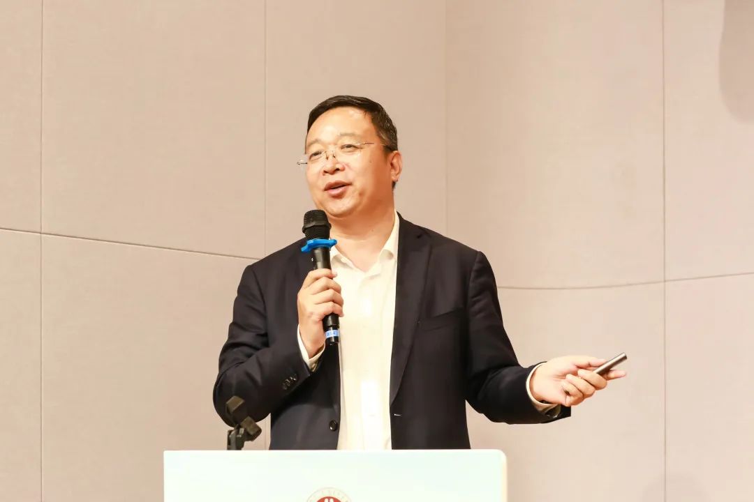 张贵民在北大作“价值为纲：医药产业的价值