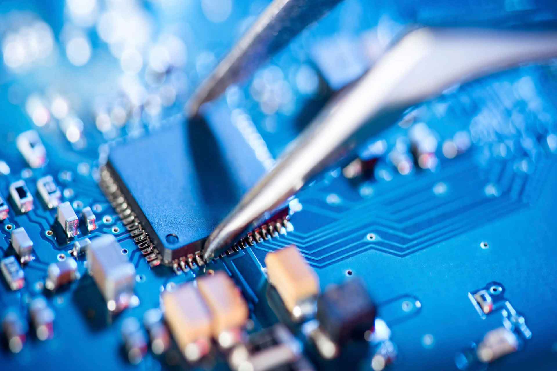 天极网_专业IT门户